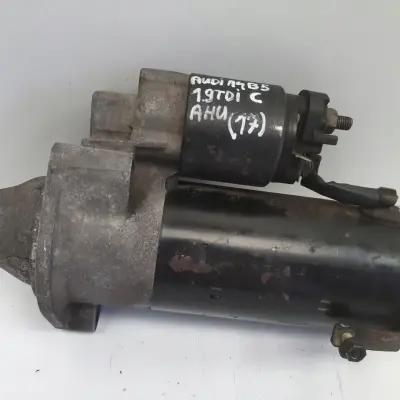 VW A4 B6 1.9 TDI ROZRUSZNIK bosch 068911024G 0001110128