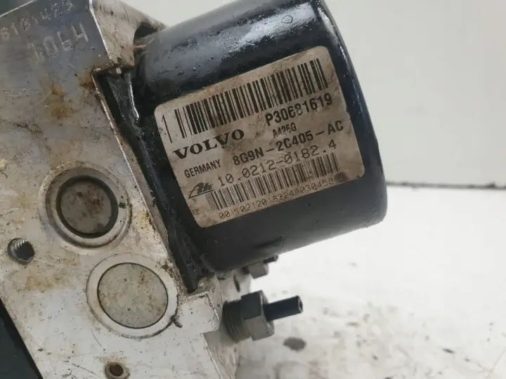 ef415afed0384e45bb97c25c9ba2d99c