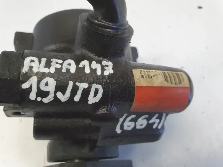 Alfa Romeo 147 1.9 JTD POMPA WSPOMAGANIA