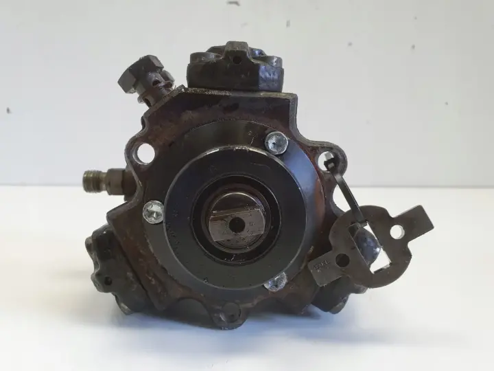 Opel Corsa D 1.3 CDTI POMPA WTRYSKOWA paliwa 0445010138