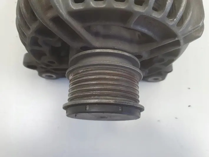Seat Toledo II Leon I 1.9 TDI ALTERNATOR Bosch 028903028E 120A