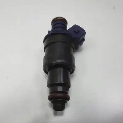 Renault Scenic I 1.6 8V WTRYSKIWACZ wtrysk 866313