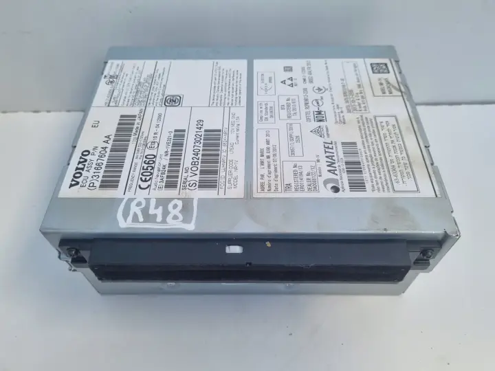 Volvo VOLVO V60 I S60 II V40 II CZYTNIK NAWIGACJI Radio 31667604 31667604AA