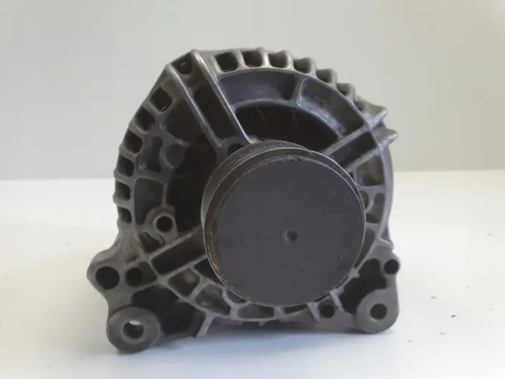 Audi A3 8L Golf IV Seat Leon 1.9 TDI ALTERNATOR 028903028E 120A