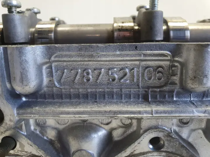 BMW E87 E90 E91 2.0 D M47 GŁOWICA CYLINDRÓW 778752106 7787521