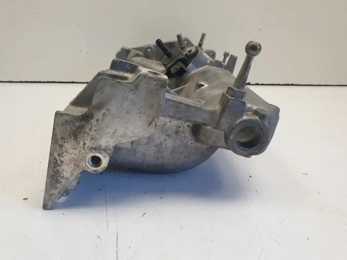 Renault Laguna III 2.0 T KOLEKTOR SSĄCY 8200614545