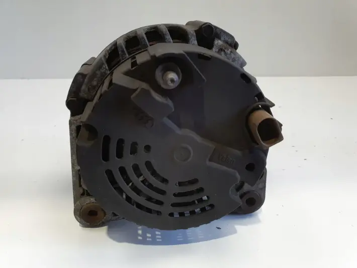 VW Passat B5 Audi A4 B5 A6 C5 1.9 TDI ALTERNATOR Valeo