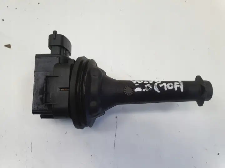 Volvo S60 V70 II 2.0 T turbo CEWKA ZAPŁONOWA beru 0040102019