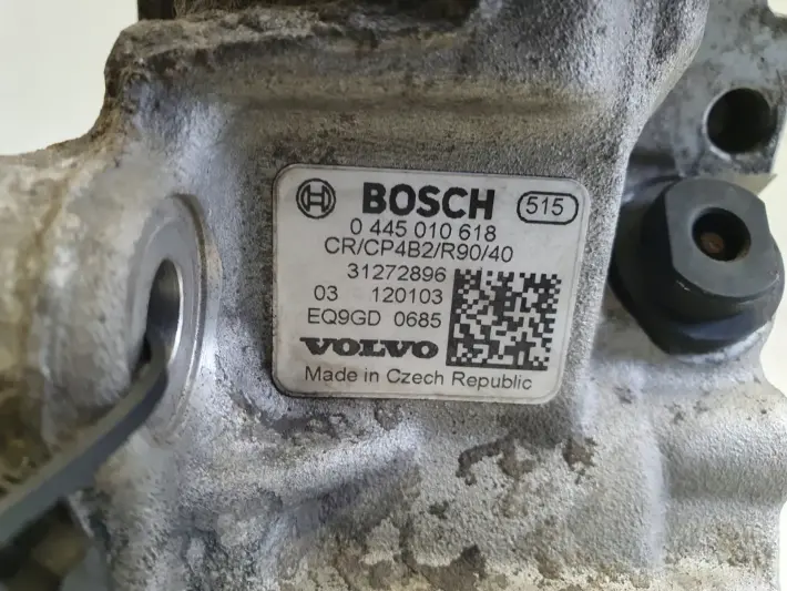 Volvo S60 II V60 2.0 D D3 POMPA WTRYSKOWA paliwa 0445010618