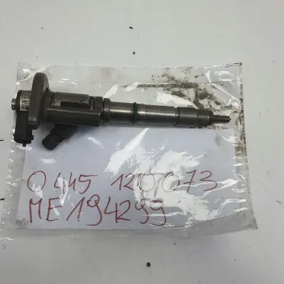 Mitsubishi Canter 3.0 D WTRYSKIWACZ wtrysk 0445120073