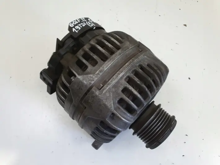 Audi A3 8L Golf IV Seat Leon 1.9 TDI ALTERNATOR 028903028E 120A