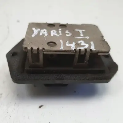 Toyota Yaris I REZYSTOR DMUCHAWY Nawiewu Nagrzewnicy opornik