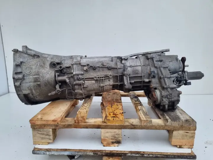 BMW X3 E83 2.0 D DIESEL REDUKTOR MANUALNEJ SKRZYNI BIEGÓW manual