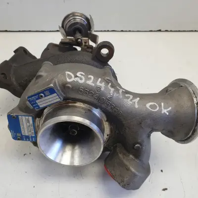 Volvo S60 II 2.4 D D4 TURBOSPRĘŻARKA 36010145