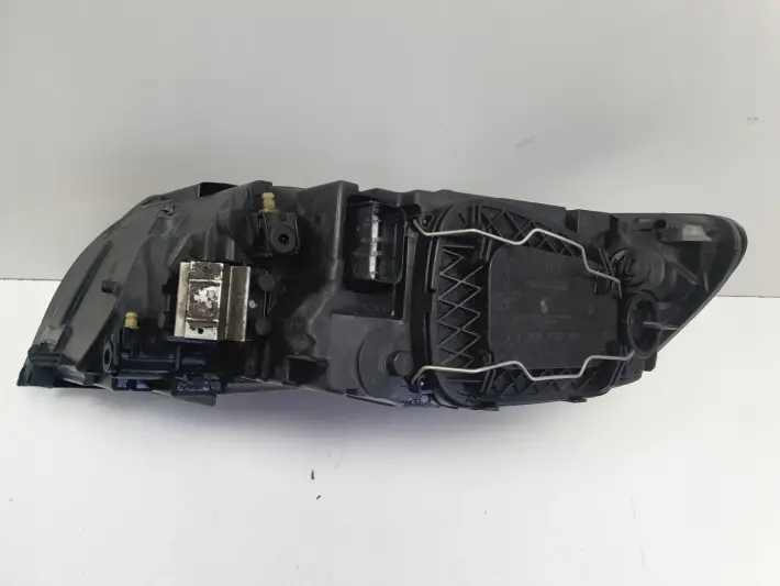 Volvo S40 II V50 LIFT PRZEDNIA LAMPA PRAWA prawy przód 0301237202 31265695