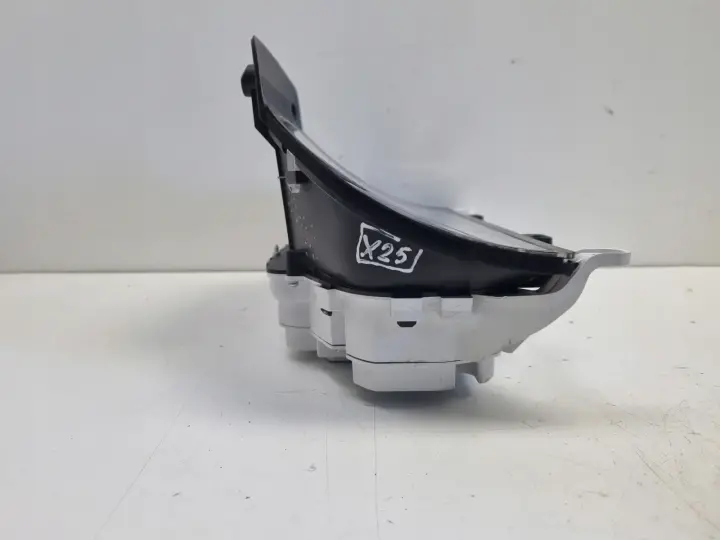 Volvo S80 II V70 III XC70 II lift LICZNIK ZEGARY Europa TFT 31433332