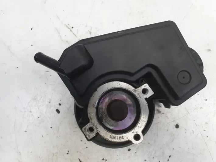 Peugeot 206 1.4 16V POMPA WSPOMAGANIA 9631411580