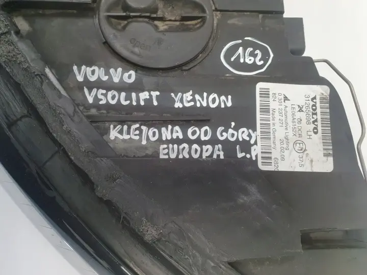 Volvo S40 II V50 LIFT XENON PRZEDNIA LAMPA LEWA lewy przód 31265698