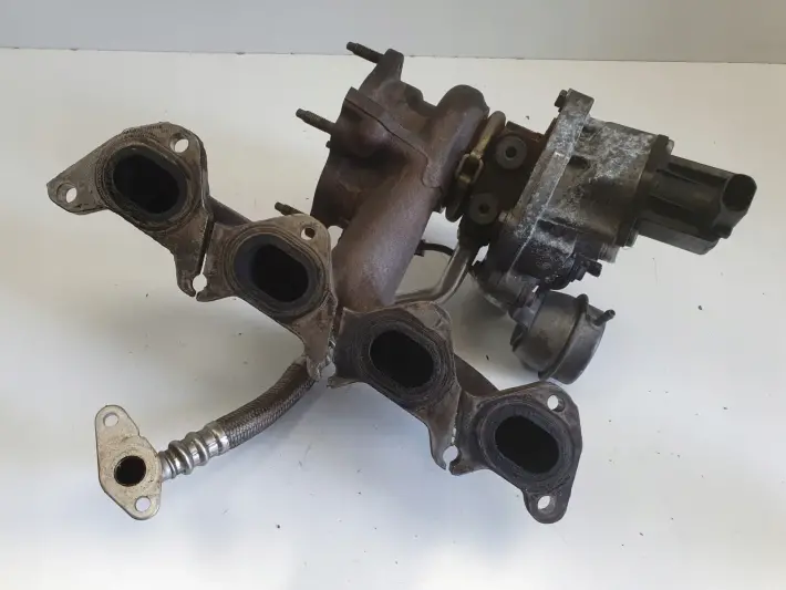 VW Golf V 1.4 TSI TURBOSPRĘŻARKA turbo 03C145701B