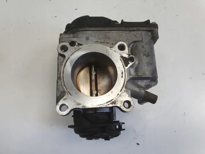 VW Golf IV 1.4 16V PRZEPUSTNICA 408-237-130-004