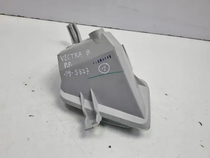 Opel Vectra B LIFT HALOGEN PRAWY PRZÓD przedni pasażera 19-5327