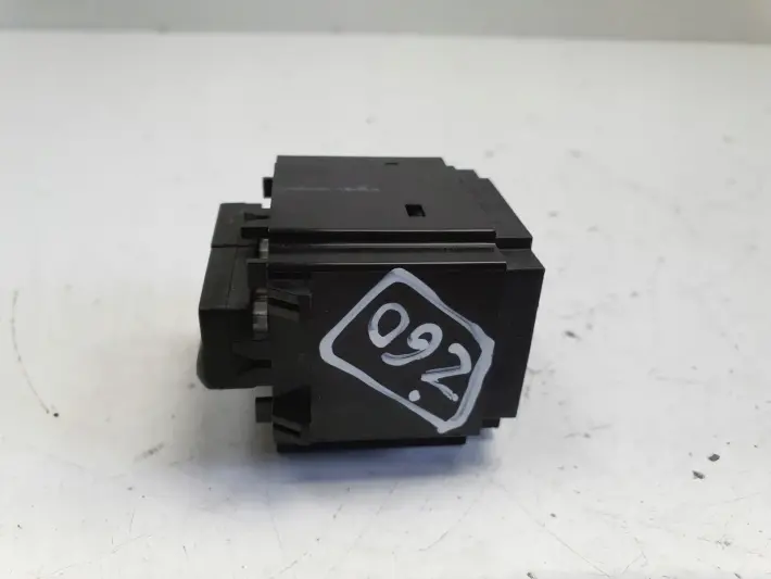 Volvo V40 II V60 I S60 II PANEL PODGRZEWANIA FOTELI Przełącznik 30659480