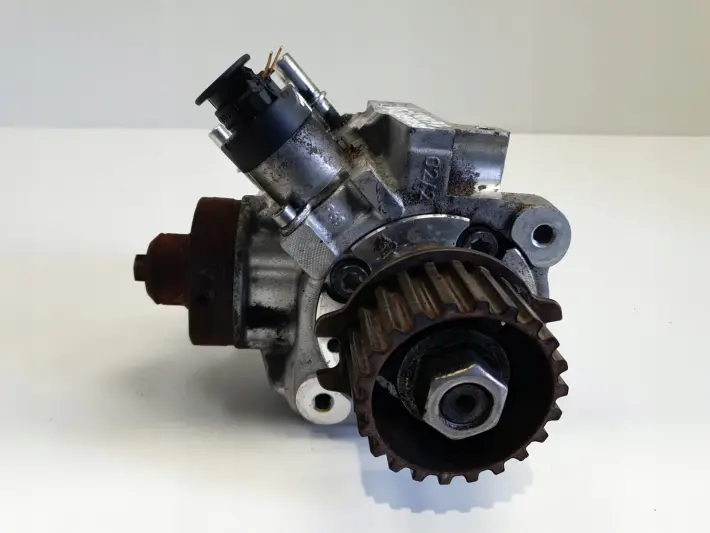 Peugeot Partner III 1.6 E-HDI HDI POMPA WTRYSKOWA 0445010516