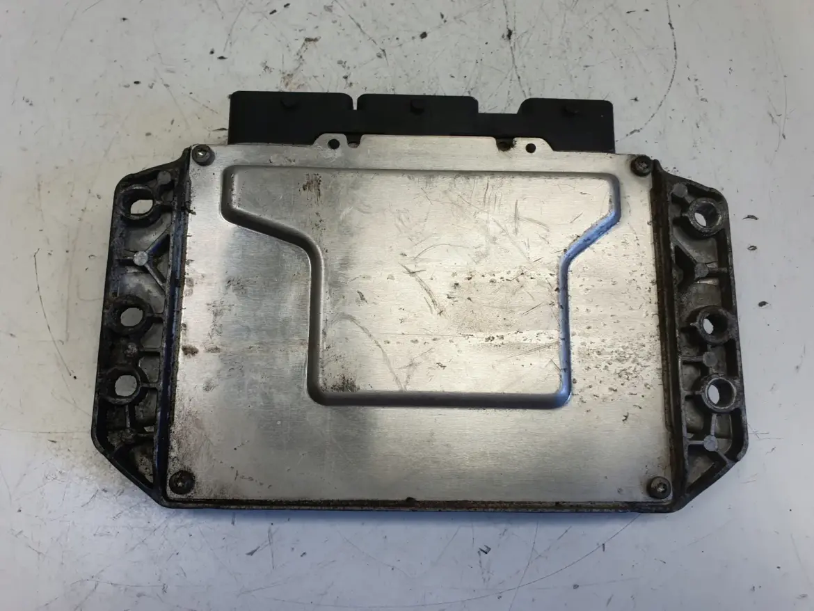 Renault Megane III 1.4 TCe STEROWNIK SILNIKA komputer 237100293R