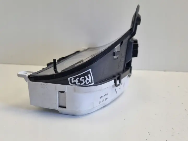 Volvo S80 II V70 III XC70 II 2.4 Diesel LICZNIK ZEGARY Europa 31270901AA