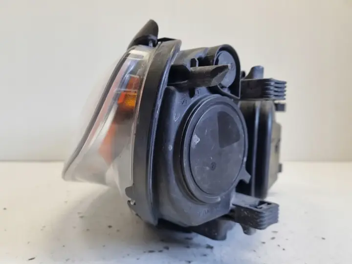 Volvo S80 II V70 III 07-13r PRZEDNIA LAMPA LEWA lewy przód EUROPA 31214351