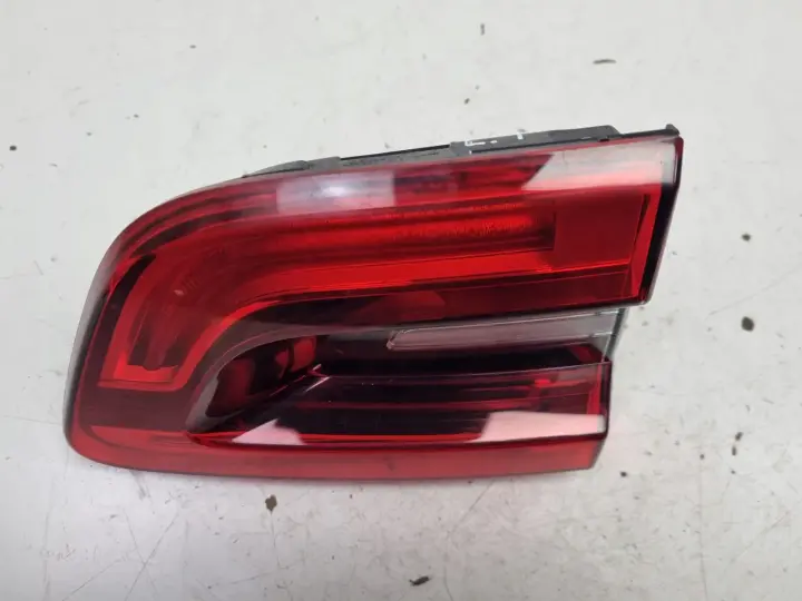 Renault Kadjar TYLNIA TYLNA LAMPA LEWA lewy tył kierowcy w klapę 265550151R