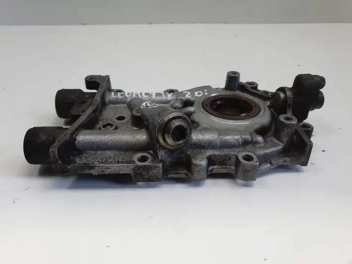 Subaru Legacy IV 2.0 B POMPOA OLEJU olejowa