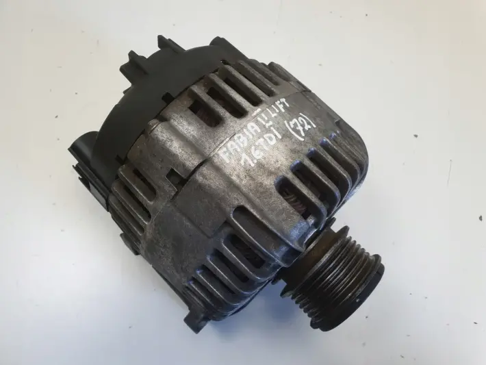 Skoda Fabia II 1.6 TDI ALTERNATOR Valeo 06F903023C 140A