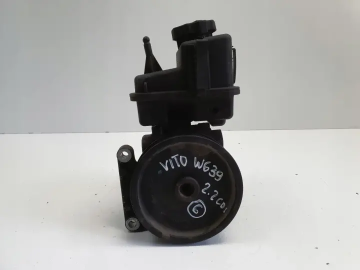 Mercedes Sprinter 906 2.2 CDI POMPA WSPOMAGANIA A0064667801