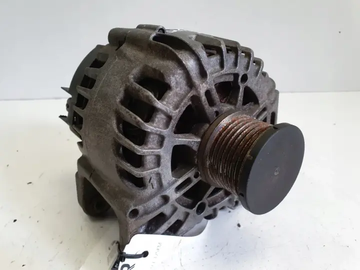 a8dc3d71518e76ab68672bc2a50b1628