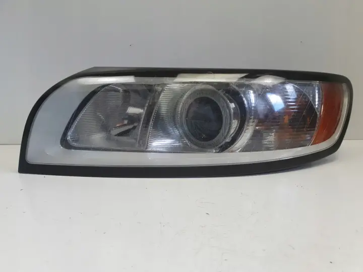 Volvo S40 II V50 LIFT PRZEDNIA LAMPA LEWA lewy przód 31265694 ZWYKŁA ŁADNA