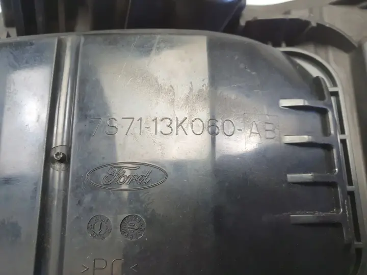 Ford Mondeo IV MK4 07-14r PRZEDNIA LAMPA PRAWA PRAWY PRZÓD anglik