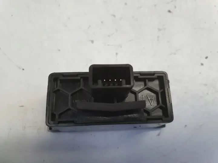 Mazda 2 KB Yaris IV KONTROLKA PODUSZKI AIRBAG wyświetlacz 83950-k0010