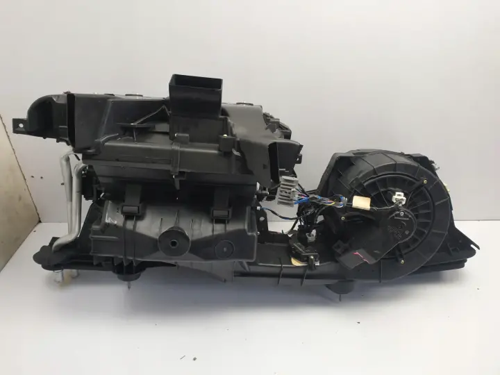 Dodge Challenger 15- NAGRZEWNICA Dmuchawa rezystor