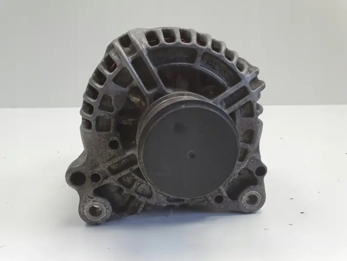 Seat Leon II 1.9 TDI ALTERNATOR Bosch