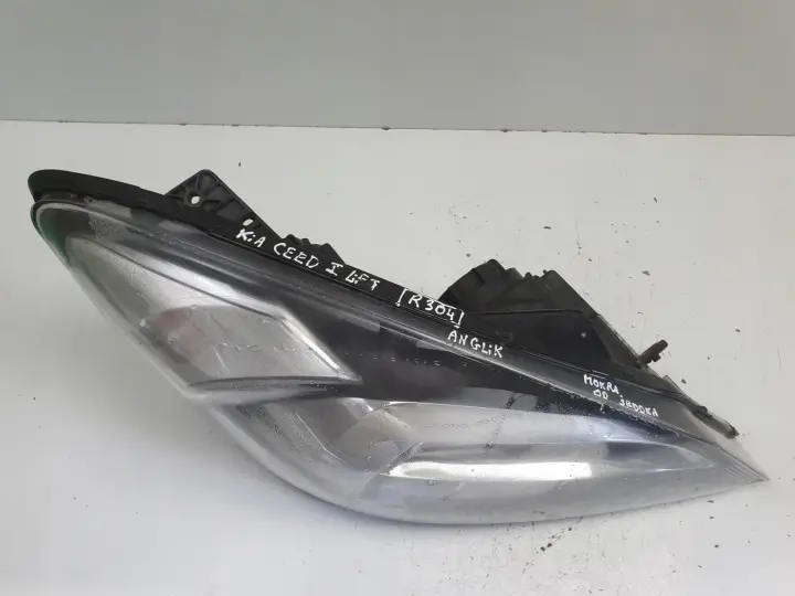 Kia Ceed I lift PRZEDNIA LAMPA PRAWA prawy przód anglik 92102-1H