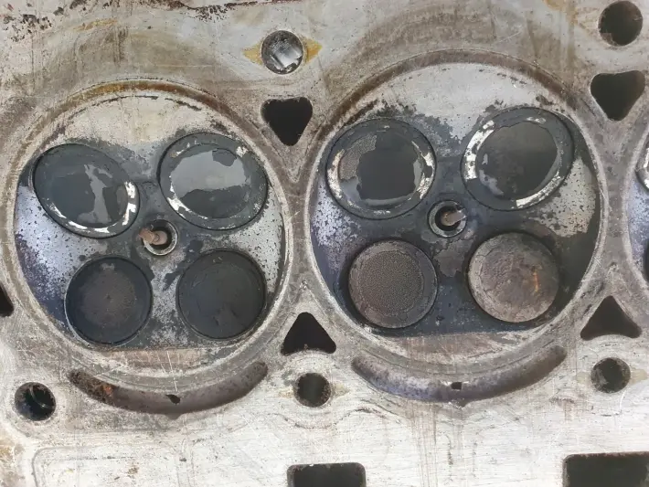 Mini Cooper R56 Peugeot Citroen1.6 16V VTi GŁOWICA CYLINDRÓW V753354980N