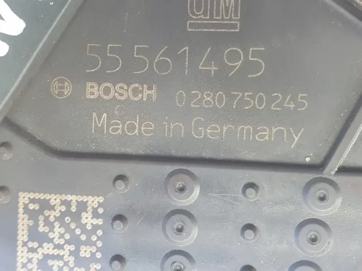 Opel Insignia 1.8 16V PRZEPUSTNICA 0280750245 bosch 55561495