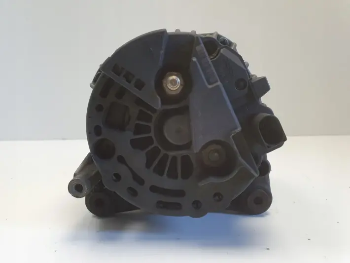 Audi A3 8L Golf IV 1.9 TDI ALTERNATOR 028903028E 0124515010 120A