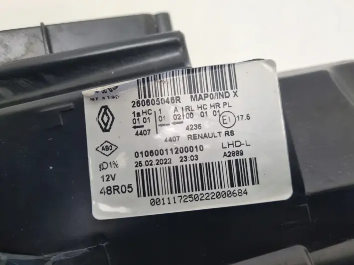 Renault Clio IV LIFT PRZEDNIA LAMPA LEWA lewy przód FULL LED EUR 260605046R