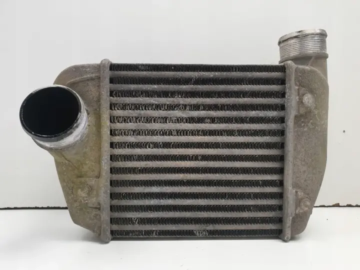 Audi A6 C6 2.0 TDI CHŁODNICA POWIETRZA Intercooler