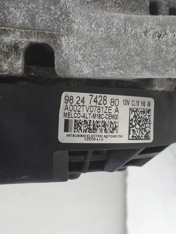 Peugeot 2008 1.5 BlueHDI HDI ALTERNATOR 9824742880