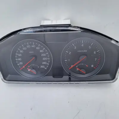 Volvo V50 1.8 16v LICZNIK ZEGARY europa 31254775