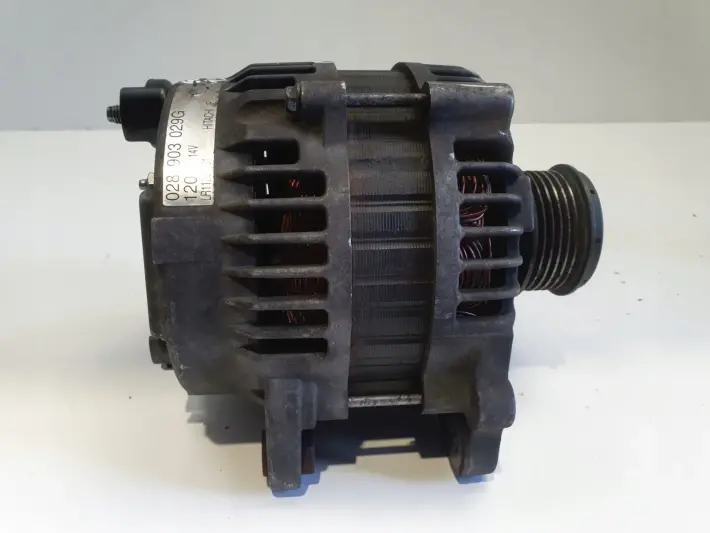 VW Golf IV 1.9 TDI ALTERNATOR 028903029G 120A