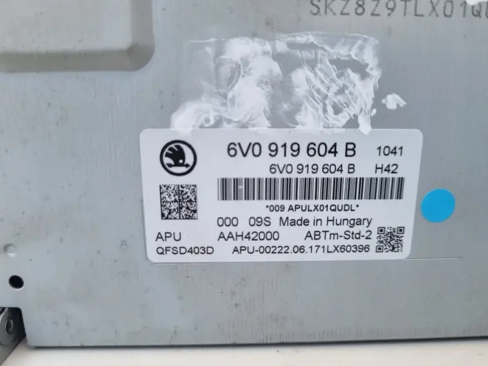 Skoda Fabia III EKRAN NAWIGACJI Radio wyświetlacz 6V0919604B